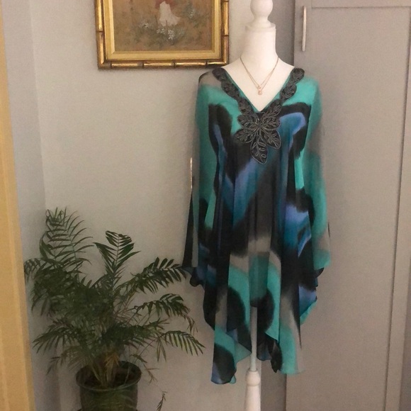 NWT BRILLIANT BLOUSE 👚 POLYESTER - Picture 2 of 4
